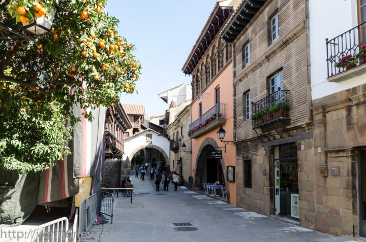 Испанская деревня (Барселона)