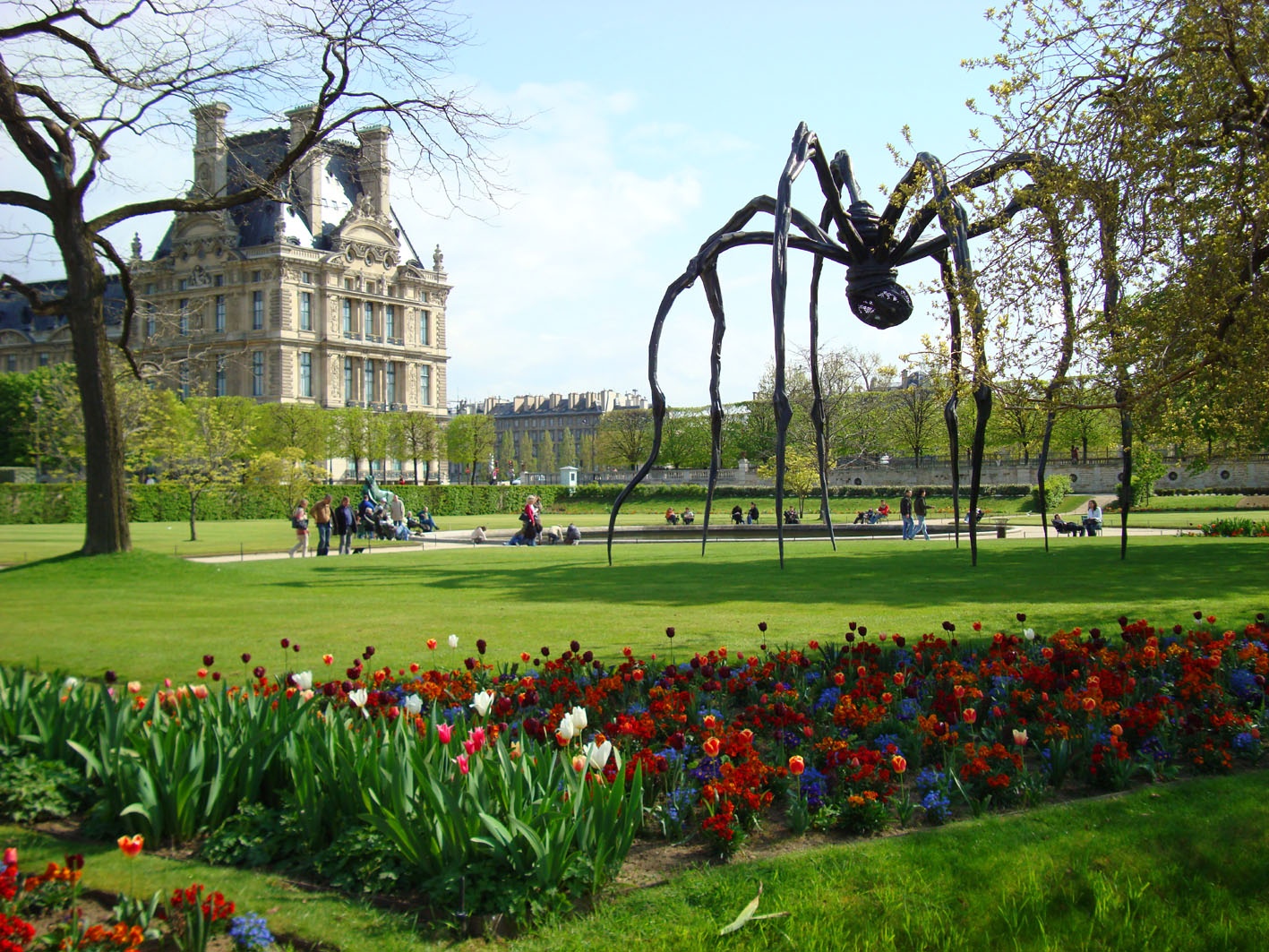 Парк Тюильри в Париже