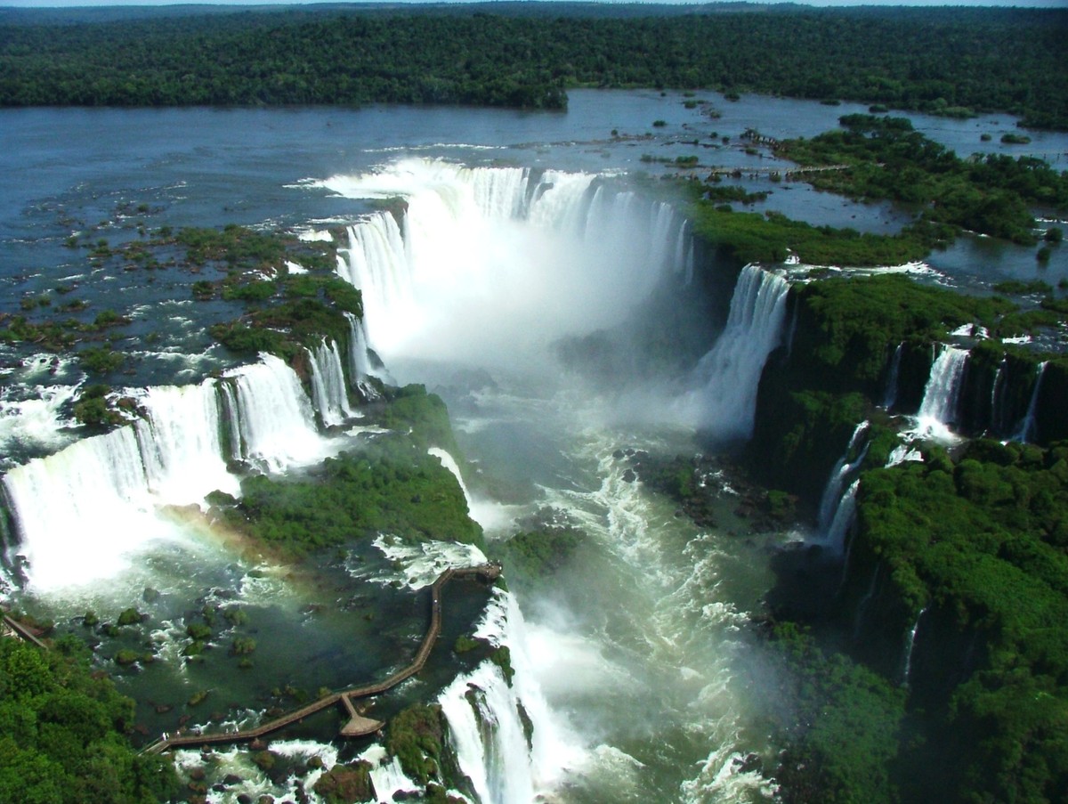 Двенадцать самых высоких водопадов, расположенных в Северной Америке